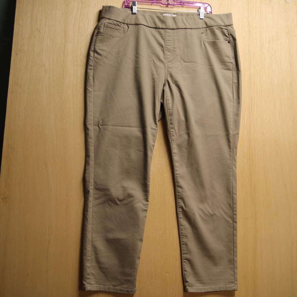 Liz Claiborne Amber Khaki Tan Pull On Straight Leg Pants Women 18W Stretch
